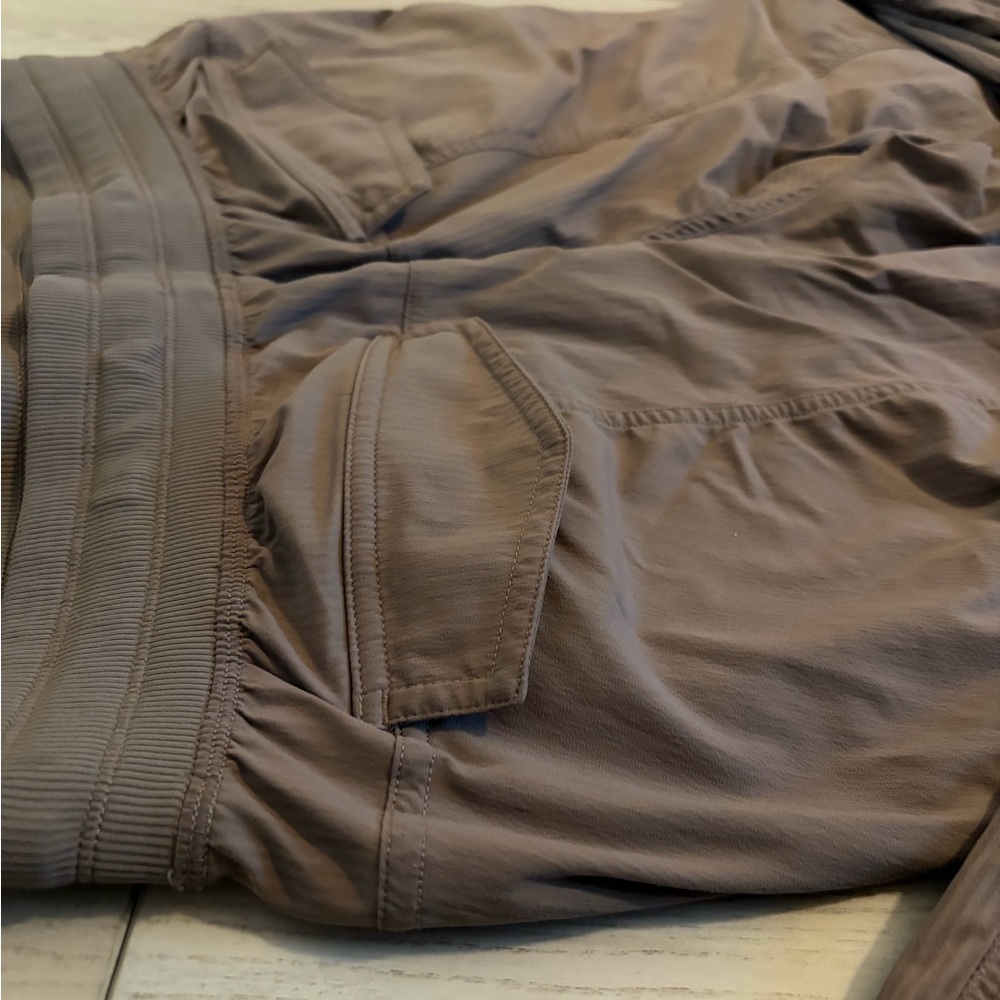 Lululemon Athletica Dance Studio Joggers - Picture 6 of 7